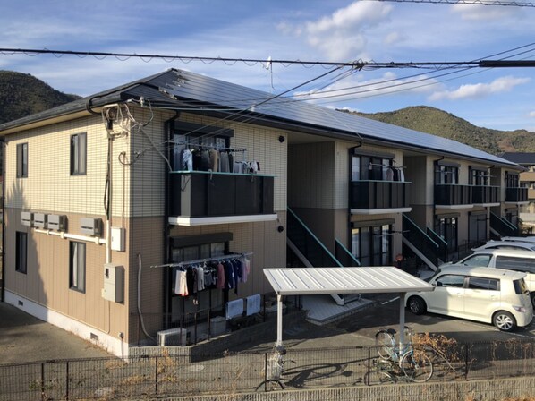 ディアス坂越の物件外観写真